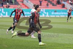 3. Liga; FC Ingolstadt 04 - VfB Stuttgart II; Deniz Zeitler (38, FCI) Tor Jubel Treffer innerhalb 24 Sekunden 1:0 mit Max Besuschkow (17, FCI)