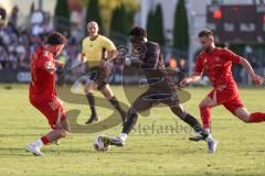Freundschaftsspiel - Saison 2025/26 - FC Ingolstadt 04 II - Delay Sports - Jason Osei Tutu (Nr.11 - FC Ingolstadt II) - Deniz Hirik (Nr.29 - Delay Sports) - Foto: Meyer Jürgen