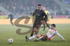 3. Liga; SSV Jahn Regensburg - FC Ingolstadt 04; Zweikampf Kampf um den Ball Marcel Costly (22, FCI)