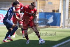 3. Liga - Saison 2025/26 - TSG Hoffenheim II - FC Ingolstadt 04  - Jonas Scholz (Nr.15 - FCI) - Natnael Abraha (Nr.13 - TSG Hoffenheim II) - Foto: Meyer Jürgen