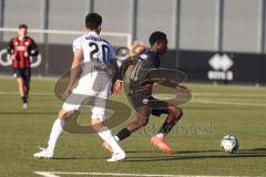 Bayernliga Nord - Saison 2024/25 - FC Ingolstadt 04 II - SC Eltersdorf - Jason Osei Tutu (Nr.11 - FCI U21) - Hiriko Akimoto weiss Eltersdorf - Foto: Meyer Jürgen