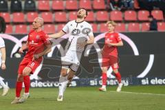 3. Liga - Saison 2024/25 - FC Ingolstadt 04 - SpVgg Unterhaching - Lukas Fröde (Nr.34 - FCI) - Manuel Stiefler (Nr.8 - Unterhaching) - Foto: Meyer Jürgen