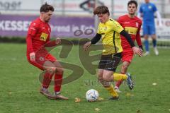 Kreisliga - Saison 2024/25- TSV Kösching - FC Hitzhofen/Oberzell - Maximilian Eichlinger gelb Hitzhofen - Mark Kocima rot Kösching - Foto: Meyer Jürgen