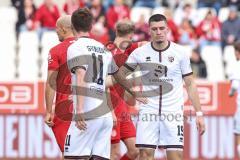 3. Liga; Rot-Weiss Essen - FC Ingolstadt 04; Torchance verpasst Sebastian Grönning (11, FCI) Mladen Cvjetinovic (19, FCI)