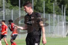 Bayernliga - Saison 2023/2024 - FC Ingolstadt 04 II - U21 - Trainingsauftakt - Cheftrainer Thomas Karg (FCI II) mit Stoppuhr - Foto: Meyer Jürgen