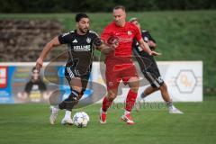 Kreisliga - Saison 2026/27- SV Zuchering - Türkisch SV Ingolstadt - Hakan Düzgün schwarz Türkisch - Berthold Schneider rot Zuchering - Foto: Meyer Jürgen
