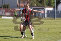 2. Bundesliga Frauen - Saison 2025/26 - FC Ingolstadt 04 Frauen - Borussia Mönchengladbach - Emma Kusch (Nr.9 - FC Ingolstadt Frauen I) - Zielinski Yvonne weiss M`Gladbach  - Foto: Meyer Jürgen