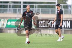 Toto Pokal; FC Memmingen - FC Ingolstadt 04, 2. Runde; vor dem Spiel Cheftrainerin Sabrina Wittmann (FCI) Co- Trainer Nico Antonitsch (FCI)