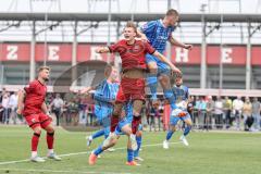 3. Liga; Testspiel; FC Ingolstadt 04 - 1. FC Heidenheim; Zweikampf Kampf um den Ball Jasper Maljojoki (23, FCI) Mainka Patrick (6 HDH) Marko Zrilic (41, HDH)