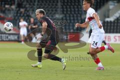 3. Liga - Saison 2025/26 - VFB Stuttgart II - FC Ingolstadt 04  - Linus Rosenlöcher (Nr.19 - FC Ingolstadt 04) - Christopher Olivier (Nr.24 - VFB Stuttgart II) - Foto: Meyer Jürgen