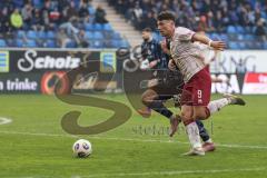 3. Liga - Saison 2025/26 - Waldhof Mannheim  -  FC Ingolstadt 04 - Mads Borchers (Nr.9 - FC Ingolstadt 04) - Diego Michel (Nr.28 - Waldhof Mannheim) - Foto: Meyer Jürgen