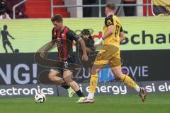 3. Liga; FC Ingolstadt 04 - Dynamo Dresden; Sebastian Grönning (11, FCI) Casar Aljaz (17 DD)