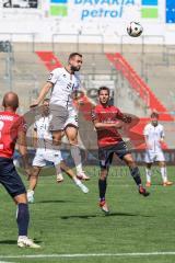 3. Liga; SpVgg Unterhaching - FC Ingolstadt 04; David Kopacz (29, FCI) Knipping Tim (34 SpVgg)