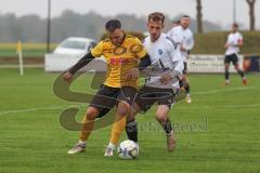 Kreisliga - Saison 2024/25- TSV Lichtenau - FC Mindelstetten - Mentor Haliti gelb Lichtenau - Moritz Liedl weiss Mindelstetten - Foto: Meyer Jürgen