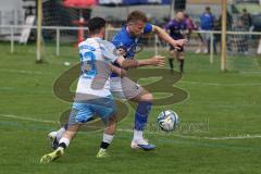 Kreisklasse - Saison 2025/26- TSV Großmehring - SV Oberstimm-  - Dardan Berisha blau Großmehring - Stefan Legler weiss Oberstimm - Foto: Meyer Jürgen