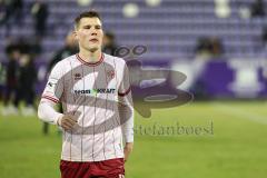 3. Liga; Erzgebirge Aue - FC Ingolstadt 04; nach dem Spiel Spieler bedanken sich bei den Fans Unentschieden Remis  2:2 Jonas Scholz (15, FCI)