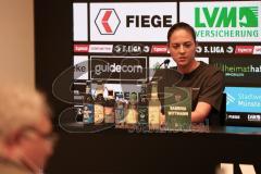 3. Liga - Saison 2026/27 - SC Preussen Münster - FC Ingolstadt 04 - Cheftrainerin Sabrina Wittmann (FCI) bei der Pressekonferenz nach dem Spiel - XXXXX - Foto: Meyer Jürgen