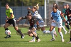2. Bundesliga Frauen - Saison 2026/27  - FC Ingolstadt 04 Frauen - VFL Bochum - Emma Kusch (Nr.9 - FCI Frauen) - Gentile Noemi weiss Bochum #22 - Foto: Meyer Jürgen