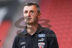 3. Liga; FC Ingolstadt 04 - 
Arminia Bielefeld; Cheftrainer Michael Köllner (FCI) vor dem Spiel