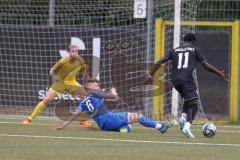 Bayernliga Nord - Saison 2024/25 - FC Ingolstadt 04 II - FC Münchberg - Jason Osei Tutu (Nr.11 - FCI U21) - Hackenberg Niklas blau Münchberg - Lang Jonas Torwart Münchberg - Foto: Meyer Jürgen