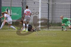 2. Bundesliga Frauen - Saison 2025/26 - FC Ingolstadt 04 Frauen - FCB München II - Der 1:0 Führungstreffer durch Stefanie Reischmann (Nr.24 - FC Ingolstadt Frauen I) - jubel - Klink Anna TW FCB - Kappes Jana rot FCB  - Foto: Meyer Jürgen