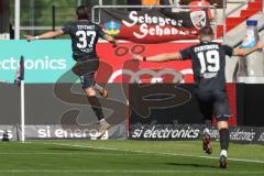 3. Liga - Saison 2024/25 - FC Ingolstadt 04 - SV Wehen Wiesbaden - Der 1:0 Führungstreffer durch Pascal Testroet (Nr.37 - FCI) - jubel - - Mladen Cvjetinovic (Nr.19 - FCI) - Foto: Meyer Jürgen