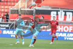 3. Liga; FC Ingolstadt 04 - FC Viktoria Köln; Zweikampf Kampf um den Ball Max Besuschkow (17, FCI) Eisenhuth Tobias (6 VK)