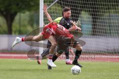 Kreisliga - Saison 2025/26- TSV Ingolstadt Nord - Türk SV Ingolstadt - Umut Yürükal rot Türkisch - Hakan Tural schwarz Ing Nord - Foto: Meyer Jürgen