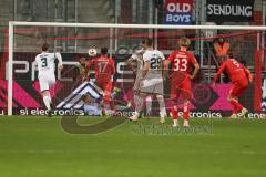 3. Liga - Saison 2024/25 - FC Ingolstadt 04 - SpVgg Unterhaching - Torwart Pelle Boevink (Nr.26 - FCI) hält einen Elfmeter von Julian Kügel (Nr.9 - Unterhaching) - XXXXX - Foto: Meyer Jürgen