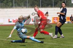 DFB - Pokal Frauen 1. Runde - Saison 2023/2024 - FC Ingolstadt 04 - FC Carl Zeiss Jena - Nina Penzkofer (Nr.13 - FCI Frauen) vergibt eine Torchance - Metzner Anika blau Jena - Foto: Meyer Jürgen