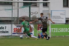 Bezirksliga - Saison 2025/26 - FC Gerolfing - VFR Garching - Torwart Florian Meier Gerolfing - Armin Bortenschläger grün Gerolfing - Leon Fellner schwarz Garching - Foto: Meyer Jürgen