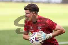 3. Liga; FC Ingolstadt 04 - 1. FC Schweinfurt 05; vor dem Spiel Torwart Markus Ponath (1, FCI)
