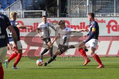 2.BL; Holstein Kiel - FC Ingolstadt 04 - Florian Pick (26 FCI) Tor Schuß, Neumann Phil (25 Kiel)
