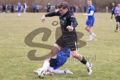 Freundschaftsspiel - Saison 2025/26 - SV Menning - SV Manching - Sebastian Graßl (Nr.10 - SV Manching) - Hermann Zagler blau Menning  - Foto: Meyer Jürgen