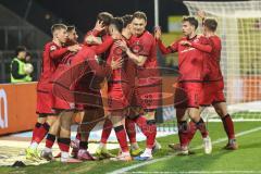 3. Liga; SSV Ulm - FC Ingolstadt 04; Tor Jubel Treffer 0:1 Julian Kügel (29, FCI) Linus Rosenlöcher (19, FCI) Jasper Maljojoki (23, FCI) Emre Gül (5, FCI) Gustav Christensen (24, FCI) Marcel Costly (22, FCI) Max Besuschkow (17, FCI) Simon Lorenz (32, FCI)