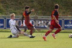 Kreisliga - Saison 2024/25- SV Kasing - TSV Hohenwart - Johannes Jocham weiss Hohenwart - Mathias Neumayer rot Kasing - Foto: Meyer Jürgen