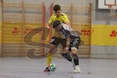 Lotto Bayern Hallencup - Saison 2024/25 - FC Hitzhofen/Oberzell - TSV Ober./Unterhaunstadt- Mchael Kraft gelb Hitzhofen  - Baran Cakir grau Ober/Unterhaunstadt - Foto: Meyer Jürgen