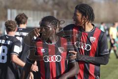 *** A-Junioren Bundesliga  - Saison 2025/26 - FC Ingolstadt 04 - SpVgg Greuther Fürth - Der 1:0 Führungstreffer durch  Oladosu Omotolani schwarz FCI- jubel -  - XXXXX - Foto: Meyer Jürgen