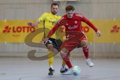 Lotto Bayern Hallencup - Saison 2024/25 - Türkisch SV Ingolstadt - FC Hitzhofen/Oberzell- Maik Wnendt gelb Hitzhofen - Aurel Kuqanaj rot Türkisch - Foto: Meyer Jürgen