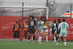 2. Bundesliga Frauen - Saison 2025/26 - FC Ingolstadt 04 Frauen - FFC Turbine Potsdam - Nina Penzkofer (Nr.29 - FC Ingolstadt Frauen I) - Plöchinger Silia Torwart Potsdam - Foto: Meyer Jürgen