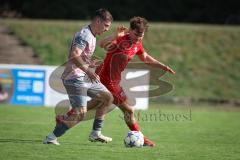 Kreisliga - Saison 2026/27 - SV Zuchering - VFB Eichstätt II - Simon Böhringer rot Zuchering - Alexander Meier rosa Eichstätt II  - Foto: Meyer Jürgen