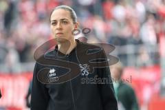3. Liga; Rot-Weiss Essen - FC Ingolstadt 04; vor dem Spiel Cheftrainerin Sabrina Wittmann (FCI)
