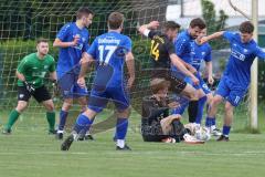 Kreisklasse - Saison 2025/26- TSV Großmehring - ST Scheyern - Leon Huber schwarz Scheyern -  - Dominic Filser blau Großmehring #11 - Foto: Meyer Jürgen
