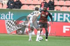 3. Liga; FC Ingolstadt 04 - MSV Duisburg; Obed Ugondu (17, FCI) Fleckstein Tobias (5 MSV)