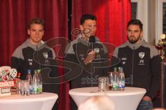 2024_1_16 - 3. Liga - Saison 2023/24 - Fantreffen - FC Ingolstadt 04 -  Simon Lorenz (Nr.32 - FC Ingolstadt 04) - Lukas Fröde (Nr.34 - FC Ingolstadt 04) - Pascal Testroet (Nr.37 - FC Ingolstadt 04) - Foto: Meyer Jürgen