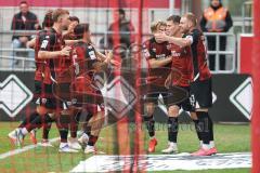 3. Liga; FC Ingolstadt 04 - Rot-Weiss Essen; Tor Jubel Treffer 1:0 Jonas Scholz (15, FCI) Lars Lokotsch (13, FCI) Max Plath (14 FCI) Emre Gül (5, FCI) Benjamin Kanuric (37 FCI)