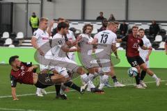 3.Liga - Saison 2023/2024 - SC Verl - FC Ingolstadt 04 - Lukas Fröde (Nr.34 - FCI) - Jannik Mause (Nr.7 - FCI) -  - Foto: Meyer Jürgen