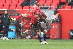 3. Liga - Saison 2025/26 - FC Ingolstadt 04 - Rot-Weiss Essen - Julian Kügel (Nr.29 - FC Ingolstadt 04) - XXXXX - Foto: Meyer Jürgen