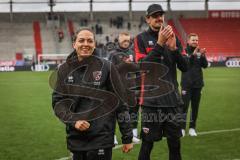 3. Liga; FC Ingolstadt 04 - 1. FC Saarbrücken; Sieg Jubel Freude Tanz Fan Fankurve Banner Fahnen Spruchband Spieler bedanken sich bei den Fans Cheftrainerin Sabrina Wittmann (FCI) Torwart-Trainer Arvid Schenk  (FCI)