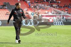 3. Liga; FC Ingolstadt 04 - 1. FC Schweinfurt 05; vor dem Spiel Cheftrainerin Sabrina Wittmann (FCI)